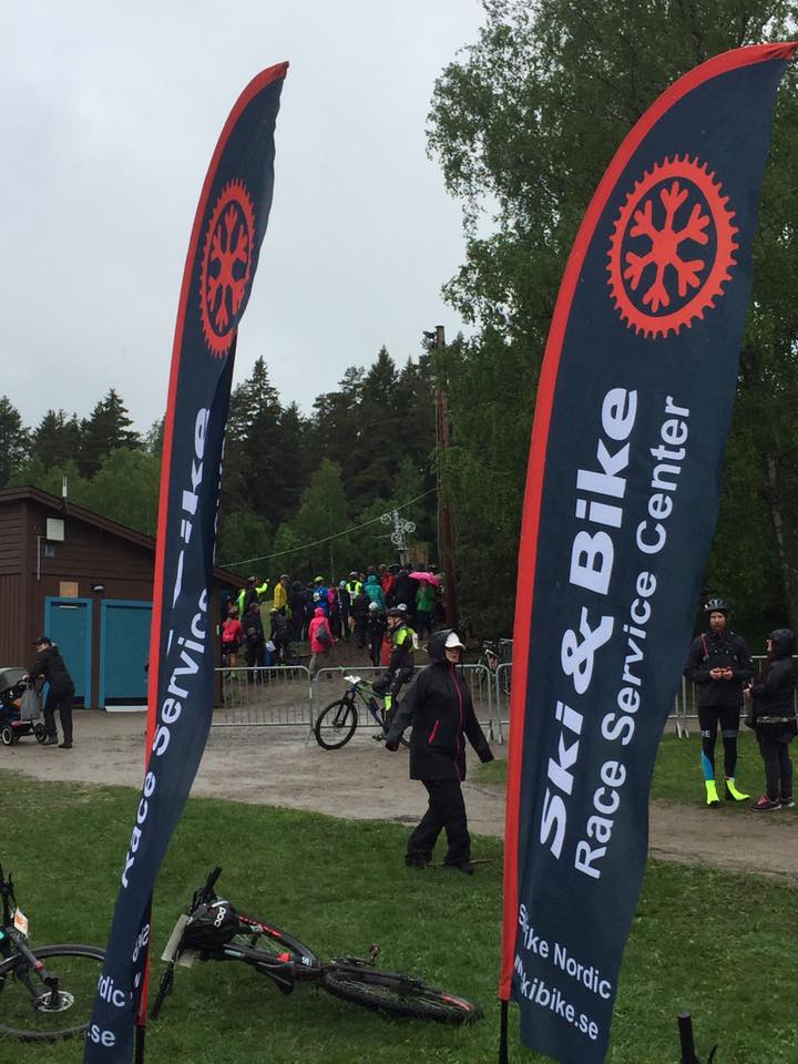 Ski&Bike Nordic på plats vid ett regnigt och hårt Lida Loop