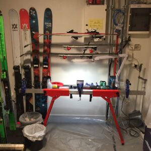 Vallaservice och skidvård för alpin racing, träning och rekreationskidåkning