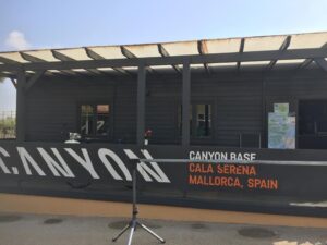 Ski&Bike Nordic på besök hos Canyon Base i Cala Serena på Mallorca